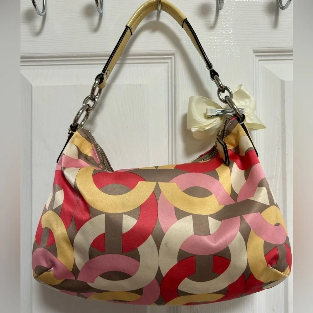 COACH Y2K F22748 Geometric Print Hobo Bag in Red Pink Gold /crossbody bag